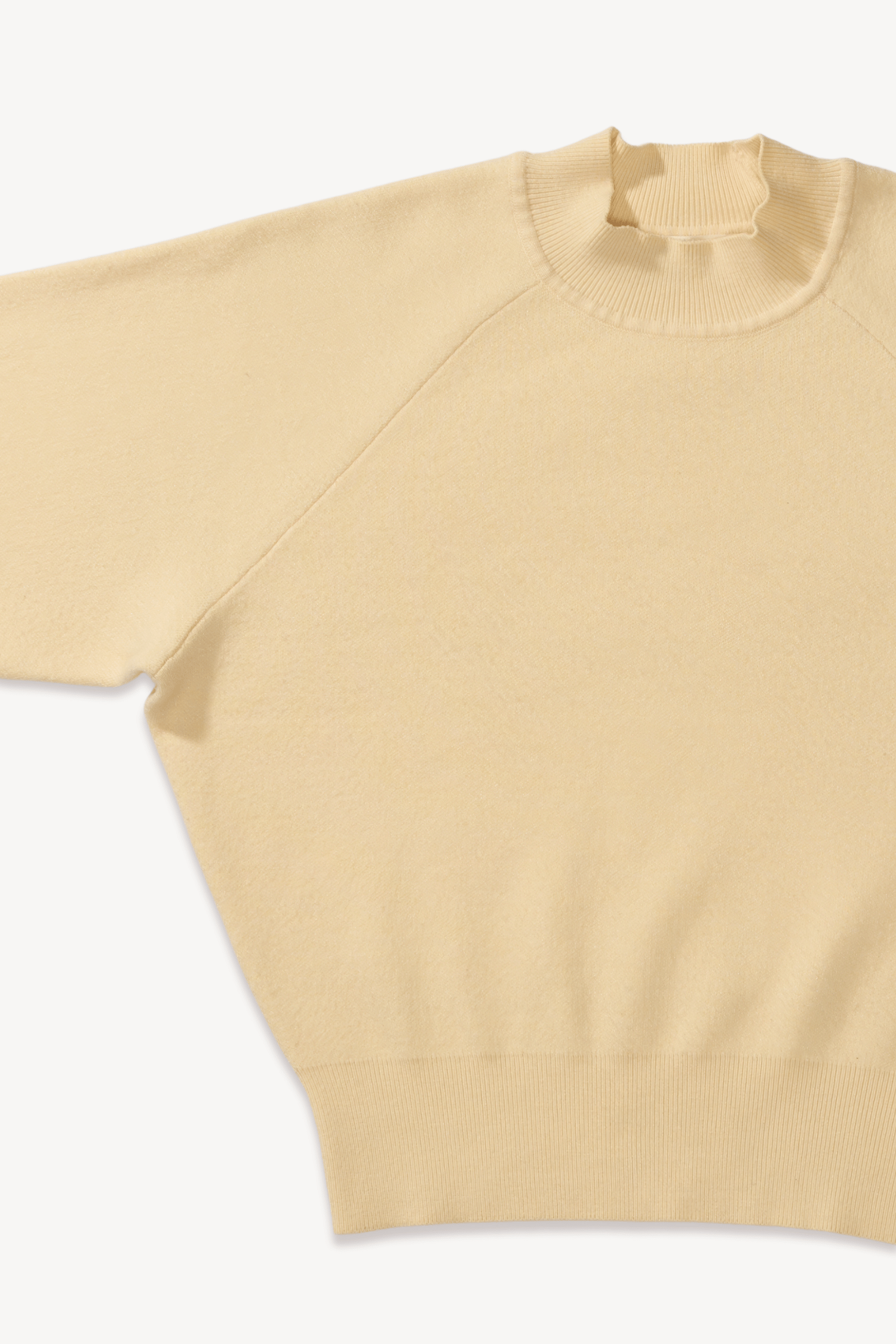 Blusa cropped creme