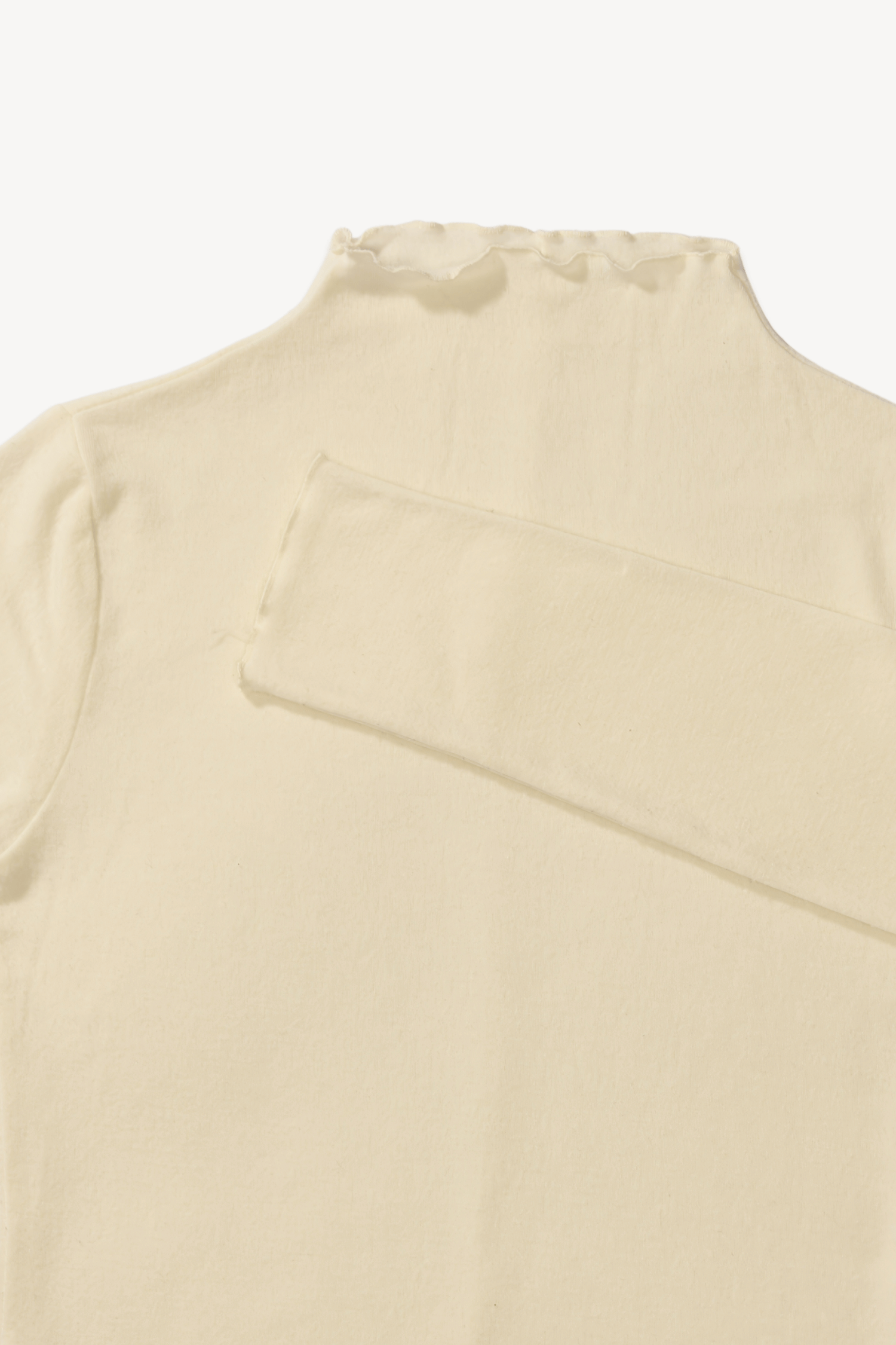 Blusa manga longa creme